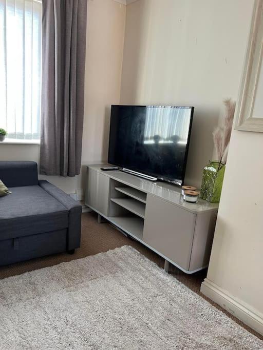 1 Bedroom Flat Sleeps 4 In Abingdon Oxfordshire エクステリア 写真