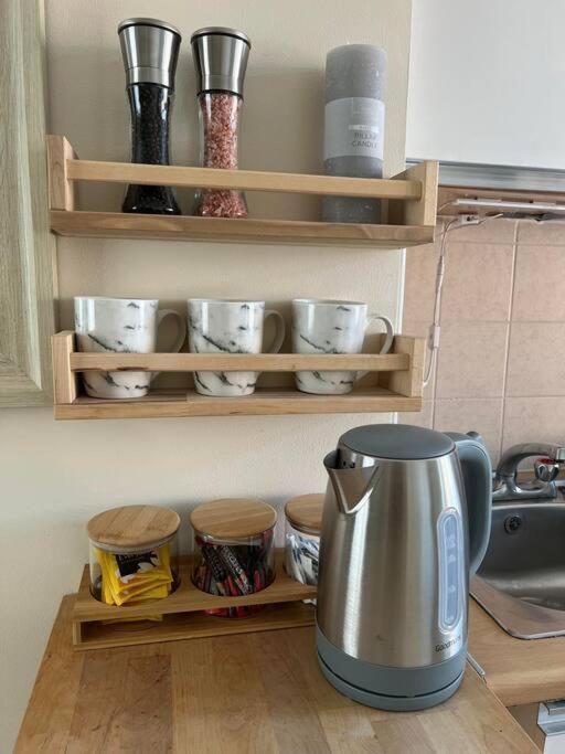 1 Bedroom Flat Sleeps 4 In Abingdon Oxfordshire エクステリア 写真