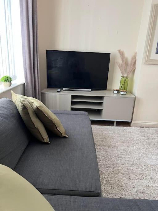 1 Bedroom Flat Sleeps 4 In Abingdon Oxfordshire エクステリア 写真